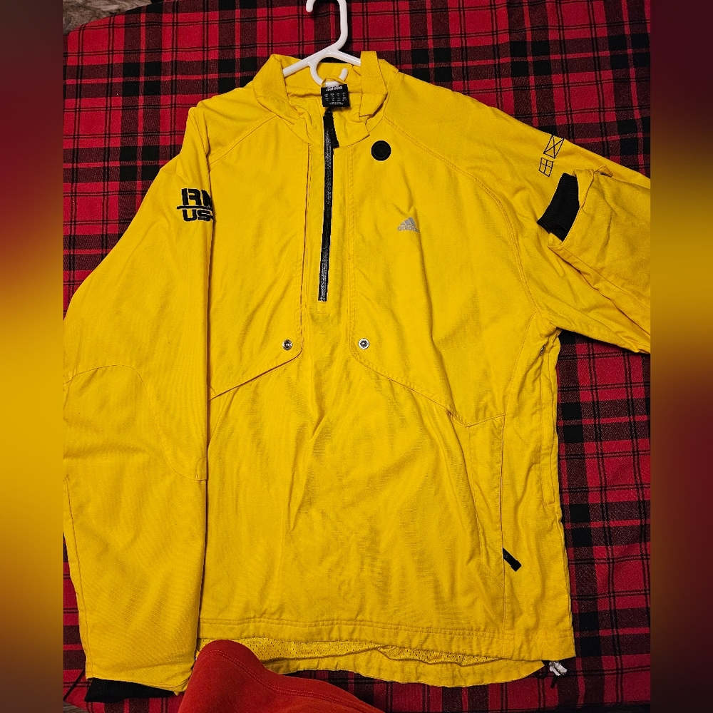 Mens Adidas heavyweight ultimate work rain coat. Never worn. Never used.